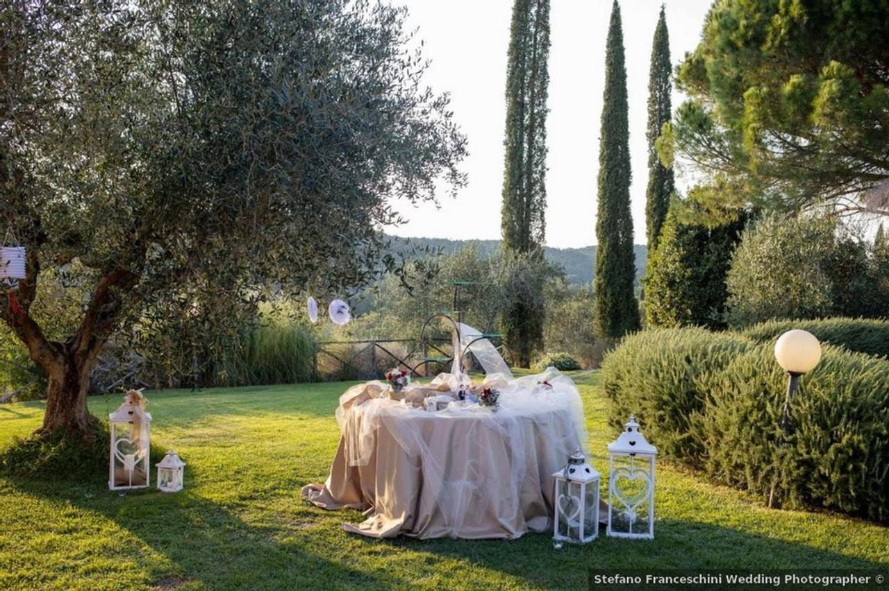 Agriturismo Poggio Corbello La Pesta Exterior photo