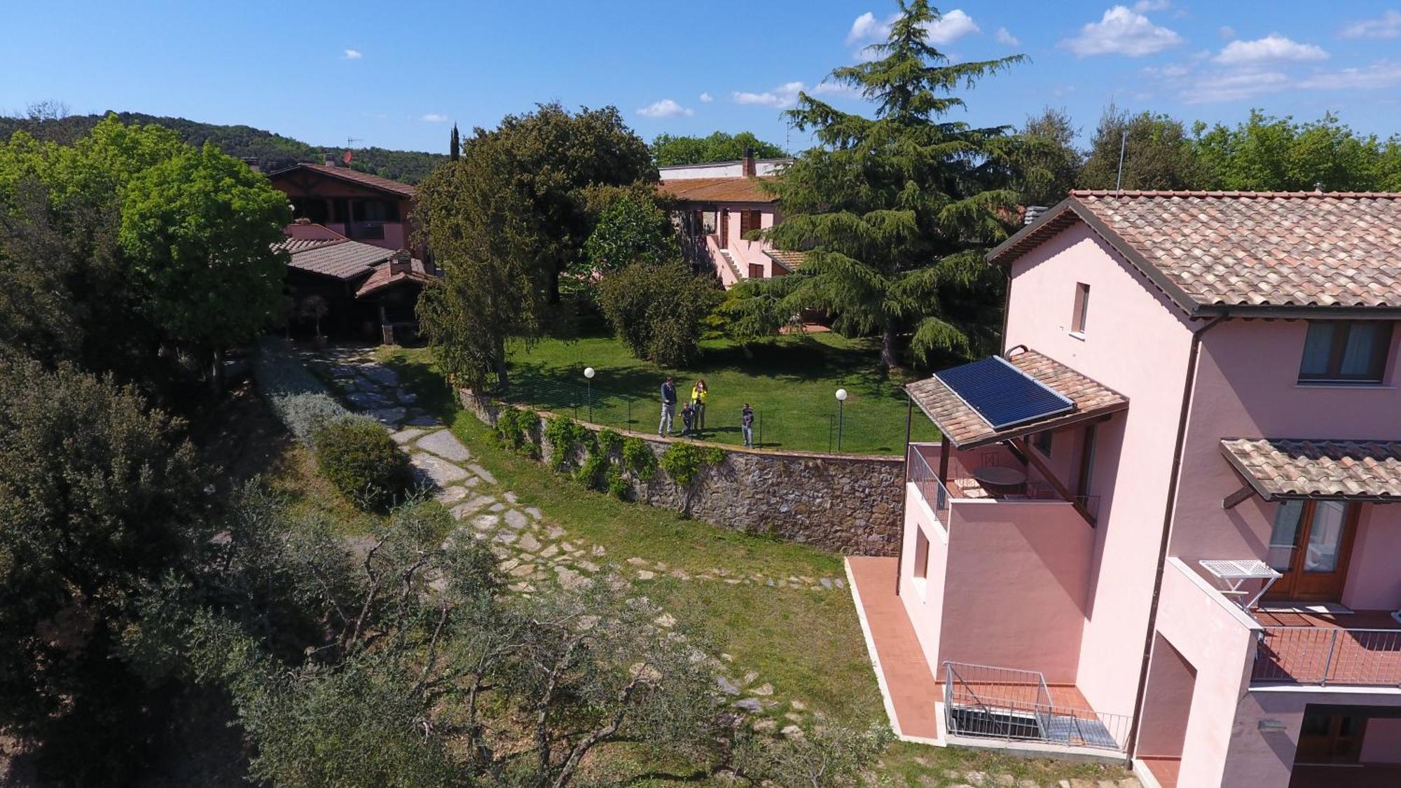 Agriturismo Poggio Corbello La Pesta Exterior photo